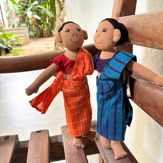 Heen Manike- Doll Girl