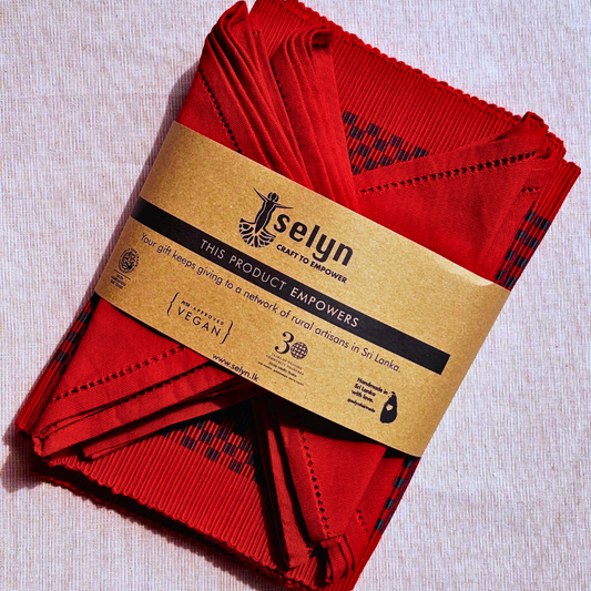 Red Table Mat & Napkin Set-6 Seater
