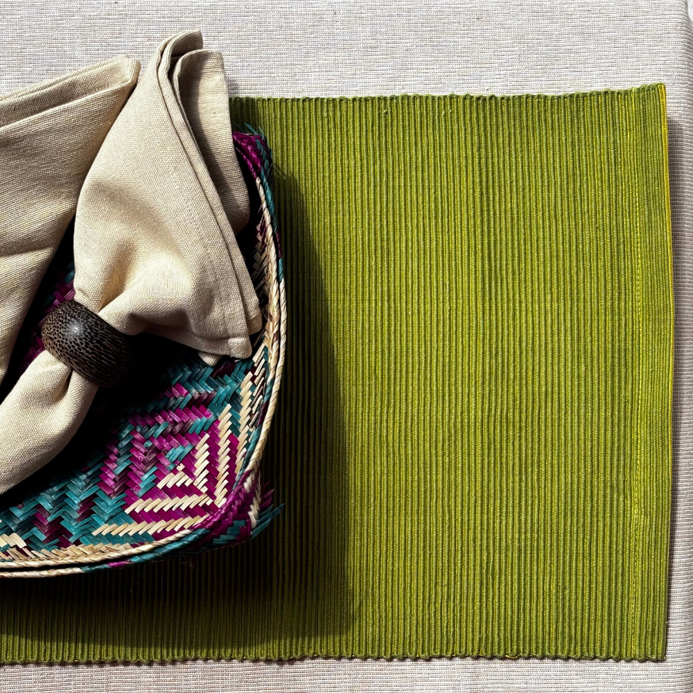 Green Table Mat & Napkin Set-6 Seater
