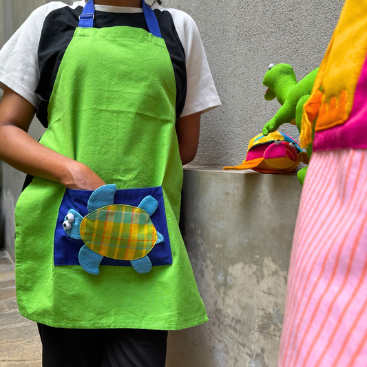 Green Turtle Apron