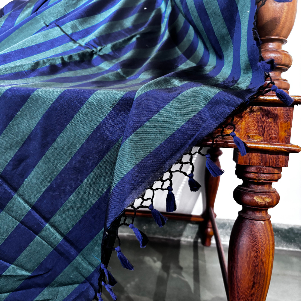 Dark Green And Navy Blue Handloom Rayon Silk Saree with Tassels