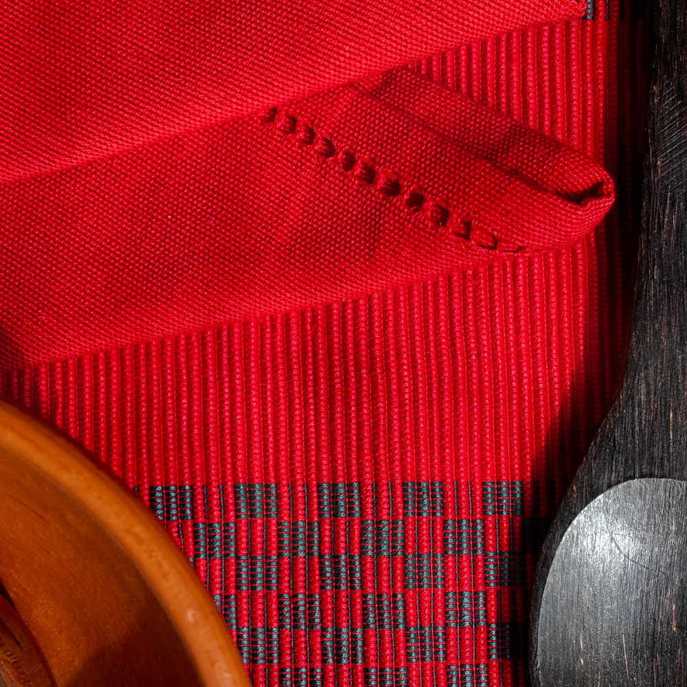 Red Table Mat & Napkin Set-6 Seater