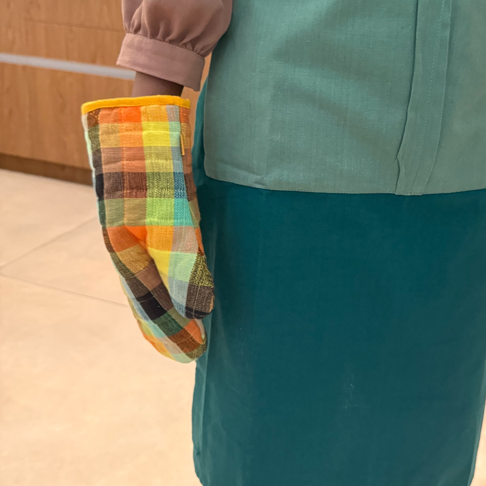 Green And Yellow Patchwork Handloom Oven Glove