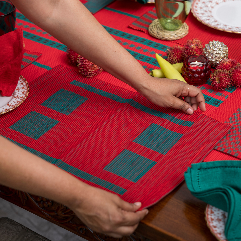 Red & Green Patterned Handloom Table Mat
